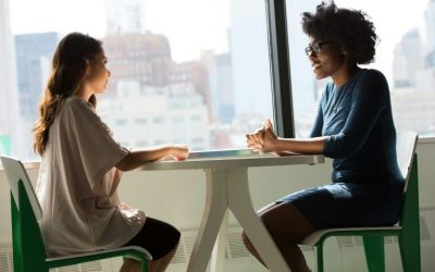 The 5 Must Have Conversations When You Start A New Job